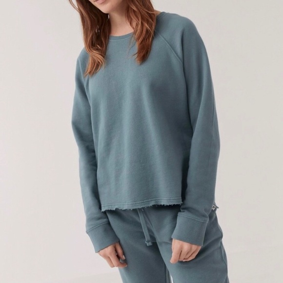 Pact essential raw hem organic sweatshirt - Picture 4 of 12